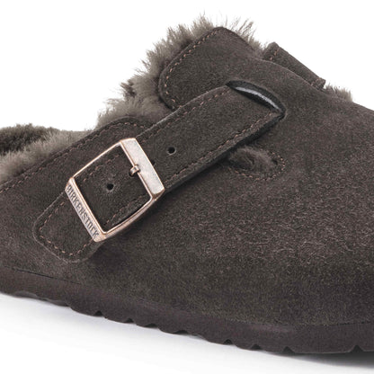 Birkenstock Boston Fourré Mocha – Sabots Daim Laine Moka