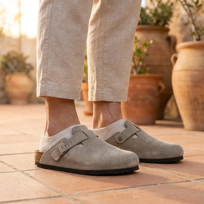 Sabots Homme Daim Taupe – Semelle Anatomique Liège